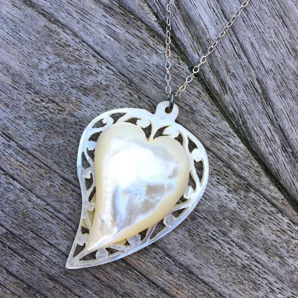 Valentines Day Pearl Heart Necklace Silver Carved - Picture 3 of 6